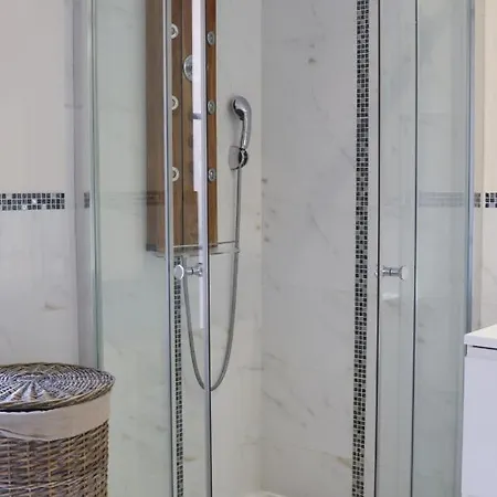 Apartment Immogroom - Beautiful And Cosy - Air Conditioner - 5 Min From Beaches *